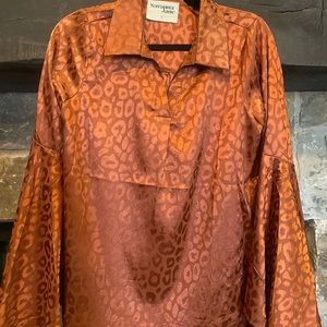 Savannah Jane leopard top